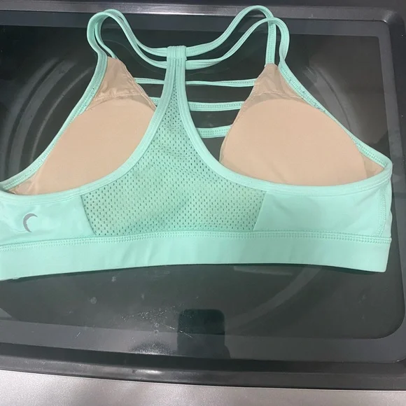 ZYIA Grid Bra - Picture 2 of 4